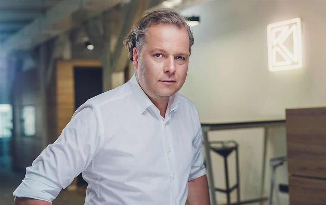 architekt wojciech koziarski w pracowni katowice