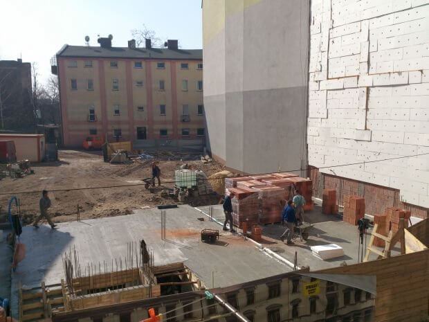 wyborcza.pl - Rozpoczęła się odbudowa kamienicy w centrum Sosnowca początek odbudowy kamienicy w centrum sosnowca architekt koziarski