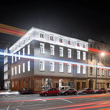warszawska 23 katowice zdjęcie nocą z oświetloną elewacją